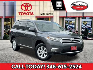 Used 2011 Toyota Highlander SE image 1