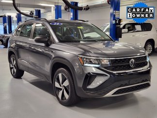Certified 2024 Volkswagen Taos S image 1
