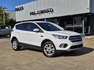 Used 2018 Ford Escape SE w/ Ford Safe & Smart Package image 1