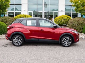 Used 2023 Nissan Kicks SV image 1