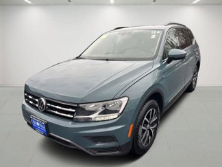 Used 2021 Volkswagen Tiguan SE w/ Panoramic Sunroof Package image 1