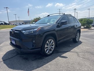 Used 2022 Toyota RAV4 XLE Premium image 1