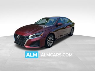 Used 2023 Nissan Altima 2.5 SV image 1