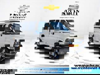 Used 2020 Chevrolet Express 2500 LT w/ LT Preferred Equipment Group image 1