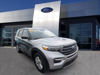 Certified 2022 Ford Explorer XLT w/ Equipment Group 202A image 1