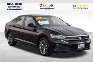 Used 2022 Volkswagen Jetta SE image 1