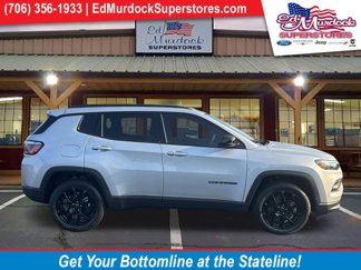 New 2025 Jeep Compass Latitude image 1