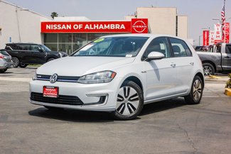 Used 2017 Volkswagen e-Golf SE image 1