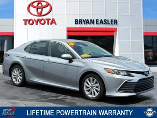Used 2023 Toyota Camry LE image 1