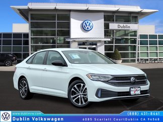Certified 2024 Volkswagen Jetta Sport image 1