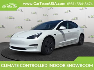 Used 2021 Tesla Model 3 Standard Range Plus image 1