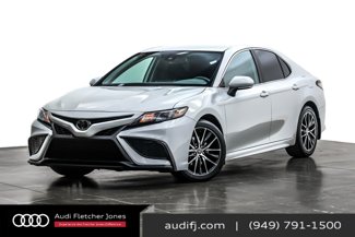 Used 2023 Toyota Camry SE image 1