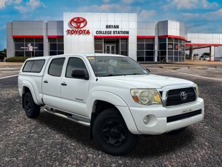 Used 2011 Toyota Tacoma PreRunner image 1