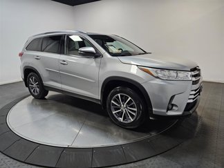 Used 2019 Toyota Highlander XLE image 1