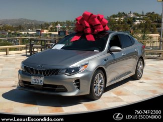 Used 2017 Kia Optima SX image 1