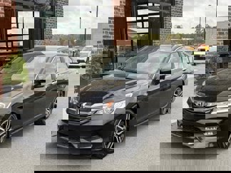 Used 2017 Honda Accord Sport image 1