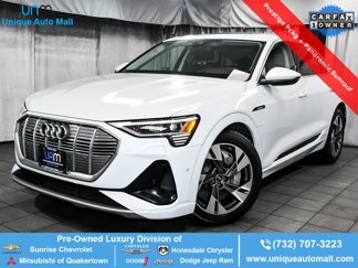 Used 2022 Audi e-tron Prestige w/ Prestige Package image 1