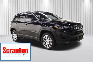 New 2024 Jeep Compass Latitude image 1