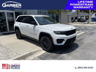 New 2025 Jeep Grand Cherokee Altitude image 1
