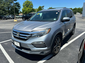 Used 2017 Honda Pilot Elite image 1