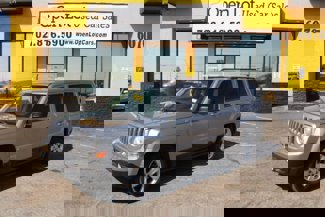 Used 2017 Jeep Patriot Latitude image 1