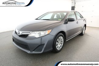 Used 2014 Toyota Camry LE image 1