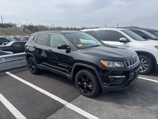 Used 2019 Jeep Compass Latitude w/ Popular Equipment Group image 1