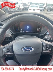 Used 2023 Ford Escape ST-Line image 1