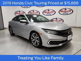 Used 2019 Honda Civic Touring image 1