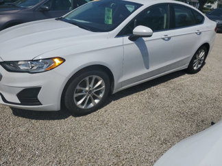 Used 2020 Ford Fusion SE image 1