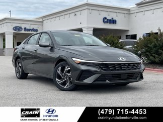 New 2025 Hyundai Elantra SEL image 1