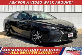 Used 2023 Toyota Camry SE image 1