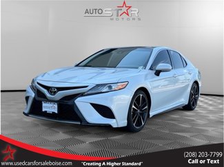 Used 2020 Toyota Camry XSE image 1