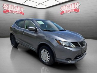 Used 2019 Nissan Rogue Sport S image 1