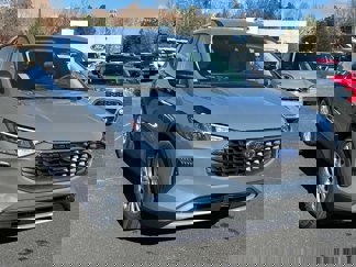 New 2025 Ford Escape Active image 1