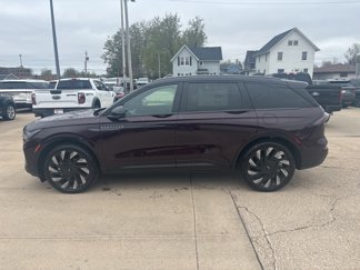 New 2025 Lincoln Nautilus Reserve image 1