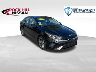 Used 2023 Kia Forte LXS video 1