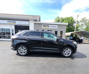 Used 2023 Ford Edge Titanium image 1