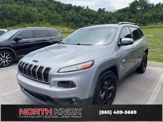 Used 2016 Jeep Cherokee Latitude image 1