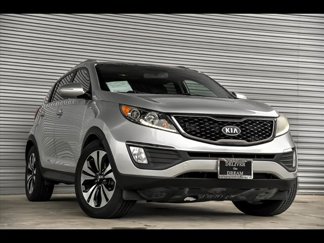 Used 2011 Kia Sportage SX w/ Premium Pkg w/Leather Seats image 1