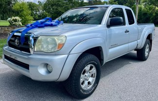 Used 2006 Toyota Tacoma 4x4 Access Cab V6 image 1