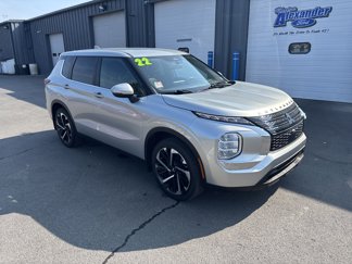 Used 2022 Mitsubishi Outlander ES image 1