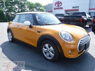 Used 2014 MINI Cooper 2-Door Hardtop image 1