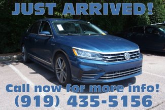 Used 2019 Volkswagen Passat 2.0T SE R-Line image 1