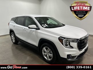 Used 2024 GMC Terrain SLE image 1