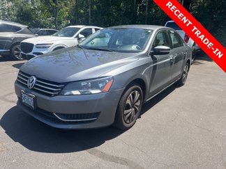 Used 2014 Volkswagen Passat 1.8T S image 1