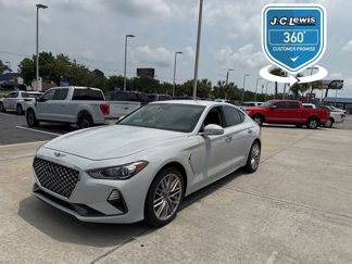 Used 2020 Genesis G70 2.0T image 1
