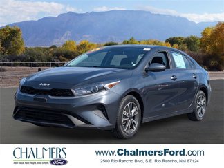 Used 2023 Kia Forte LXS image 1