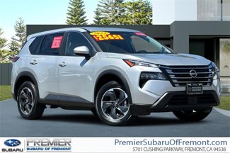 Used 2024 Nissan Rogue SV image 1