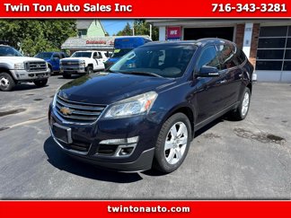 Used 2016 Chevrolet Traverse LT w/ Style and Technology Package image 1